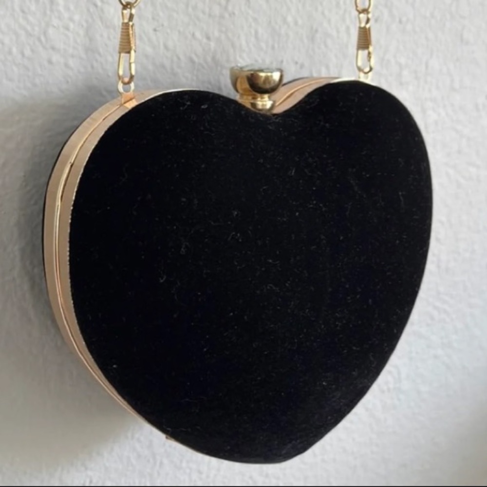 Ladies heart shape handbag clutch